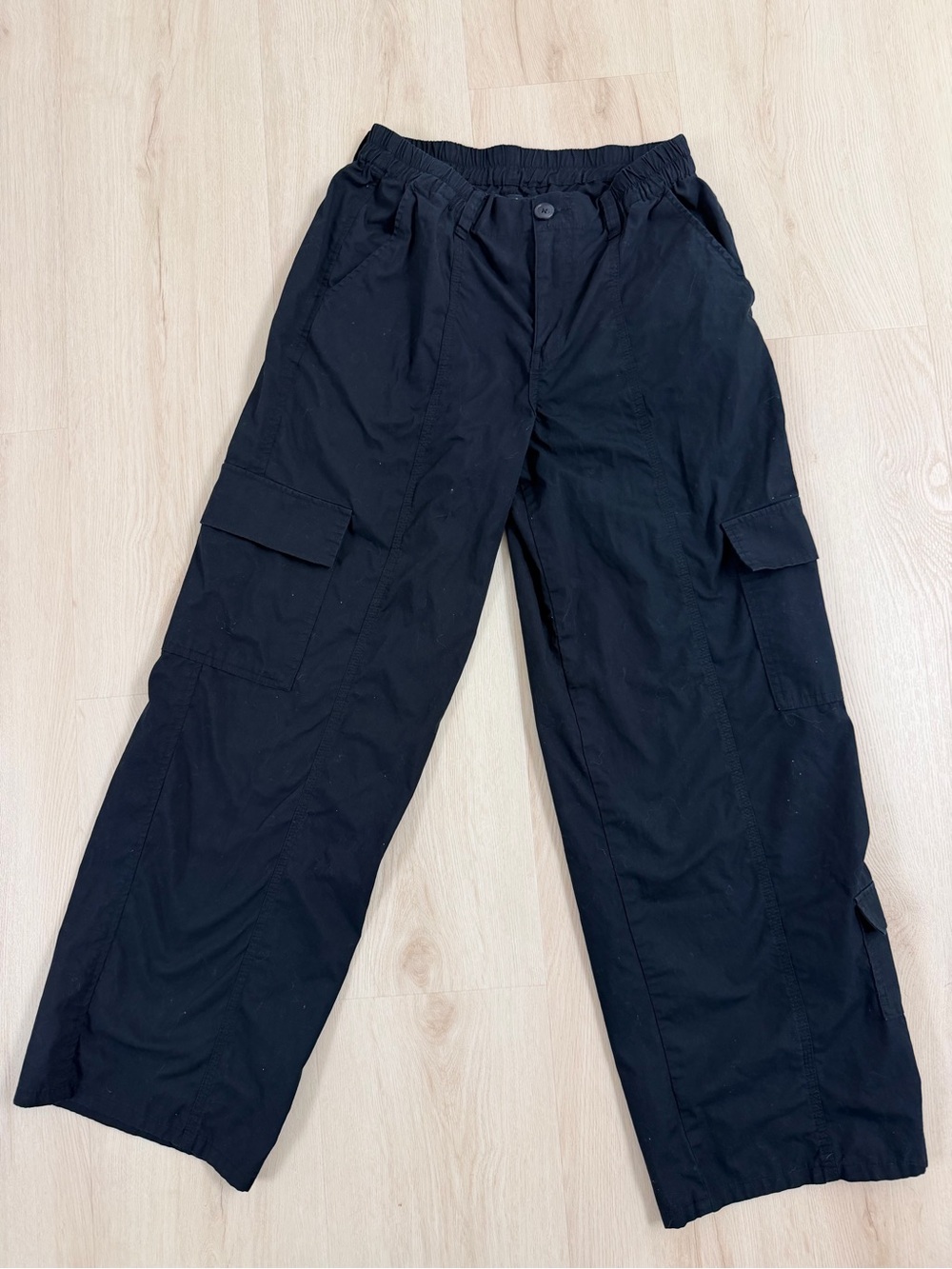 Kut from the Kloth Black Cargo Wide Leg Pants 100% Cotton